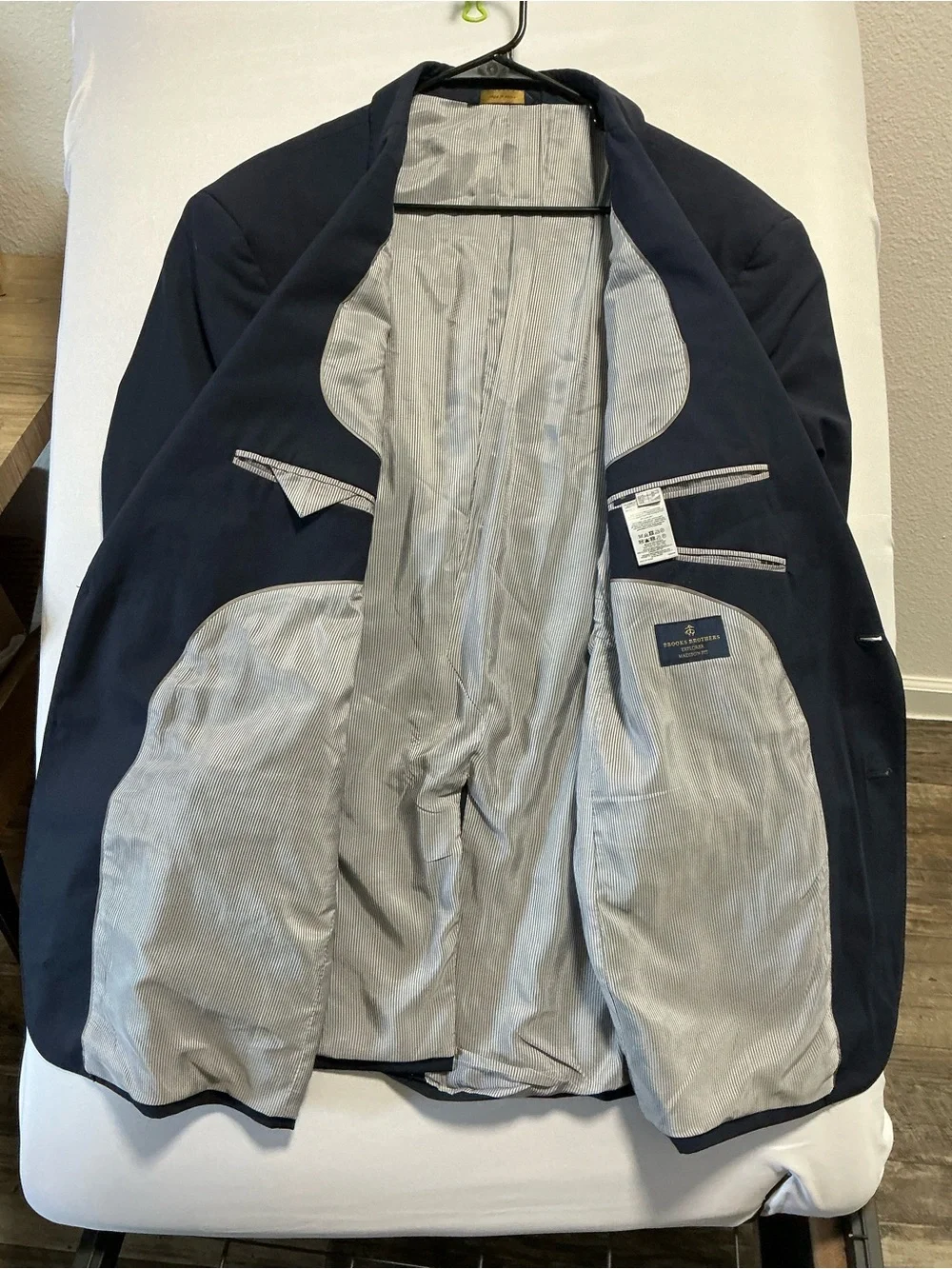 Brooks Brothers Navy Two-Button Sport Coat size 50L